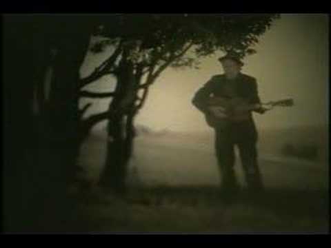 Tom Waits - &quot;Hold On&quot;