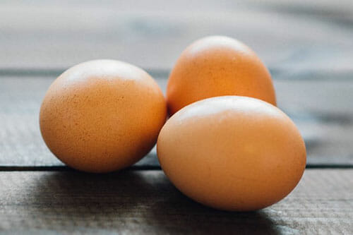 3 brown eggs