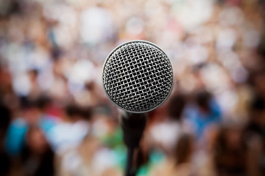 Microphone-Crowd.jpg